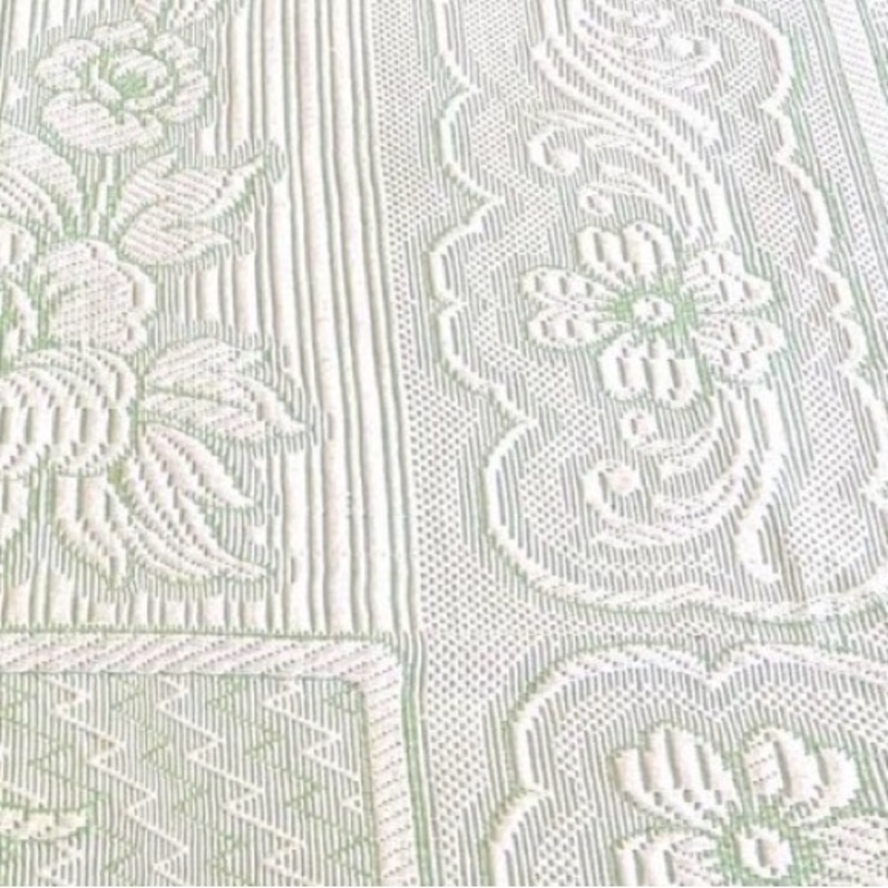 Vintage 50’s Cottage-core Farmhouse Beautiful Green Matelassé Spread Final Sale